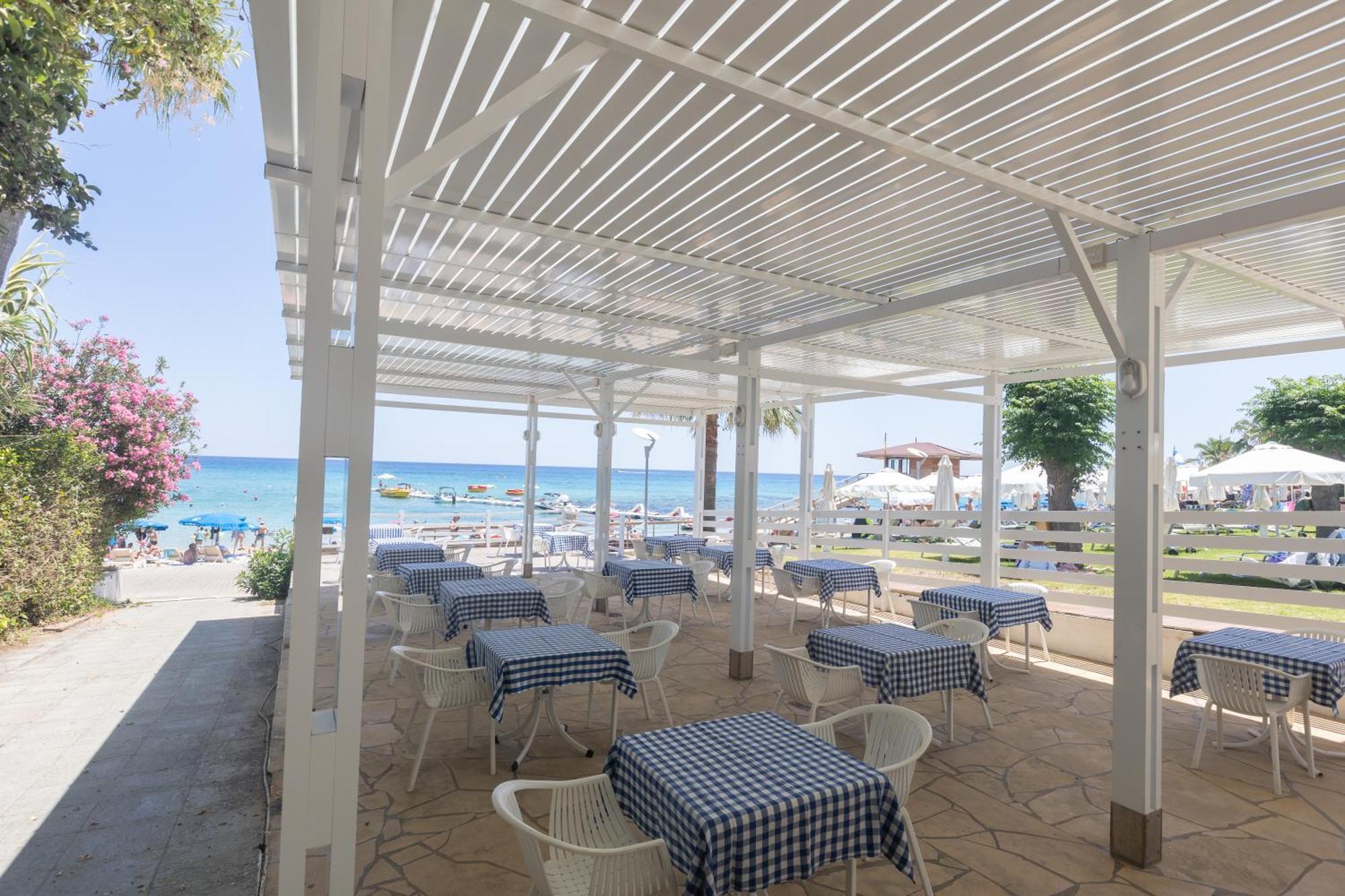 פרוטאראס Iliada Beach Hotel מראה חיצוני תמונה